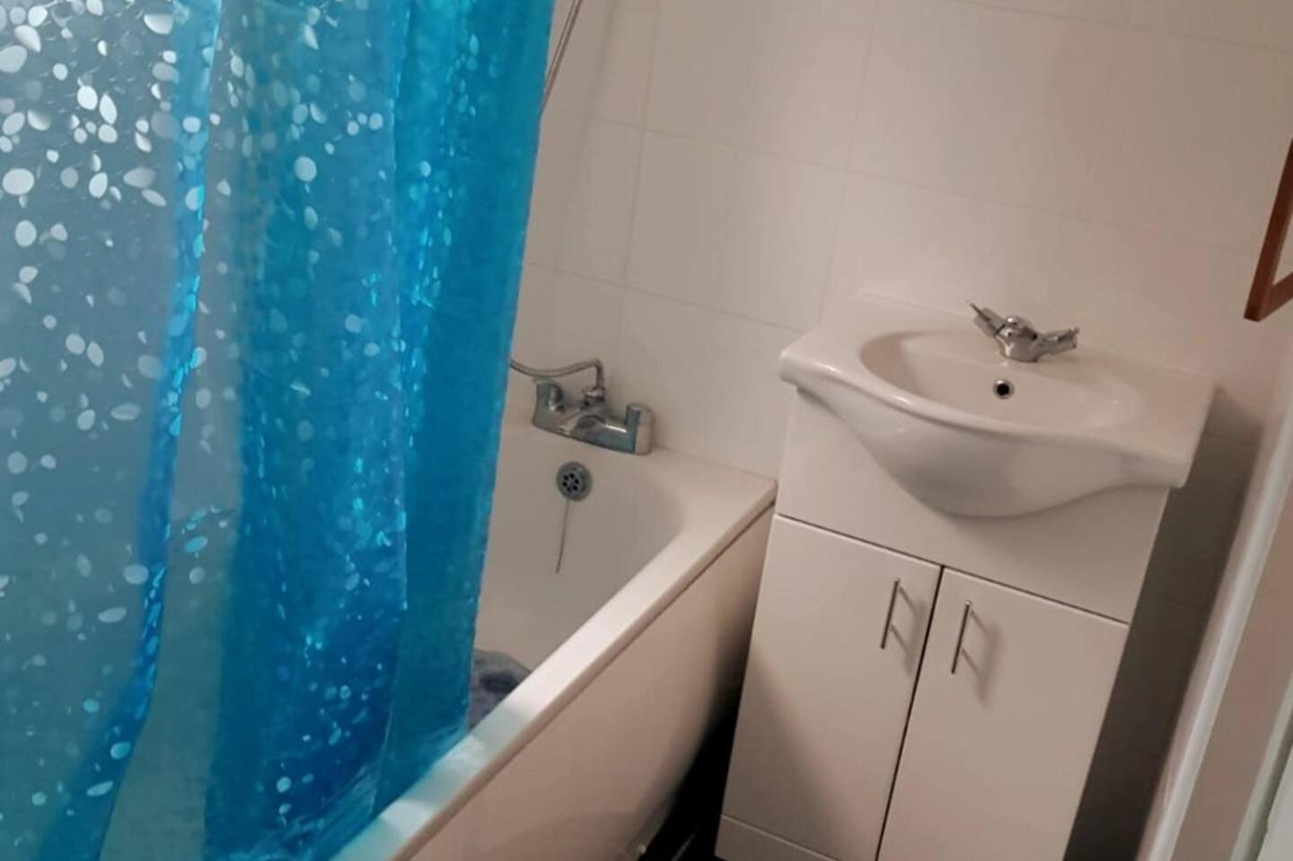 Casa vacanze Gorgeous 4 Bedrooms W Parking *